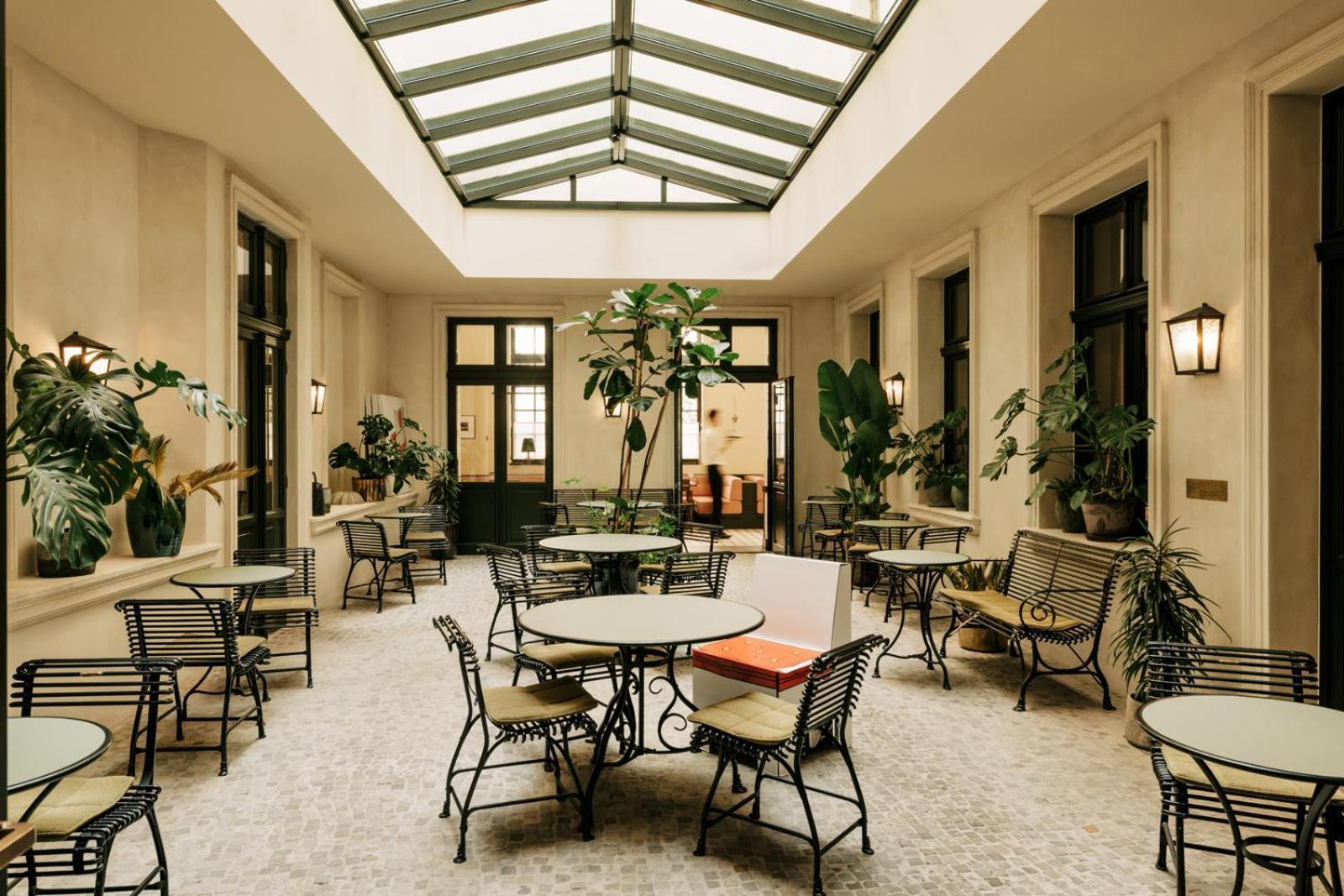 Boutique Hotel Chateau Royal Berlin Exterior photo The interior of the hotel